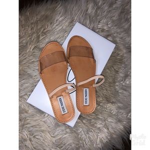 Steve Madden DASHA Sandals